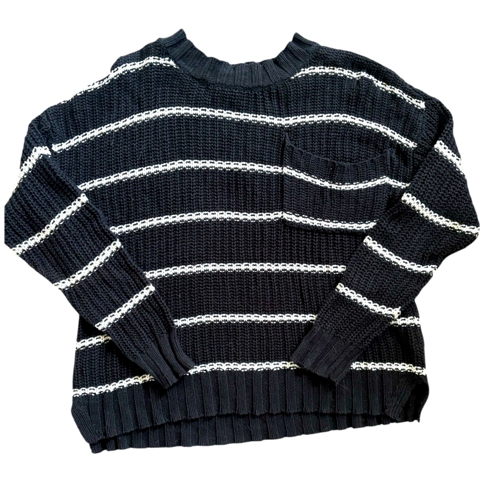 American Eagle Outfitters Black and White Striped Sweater